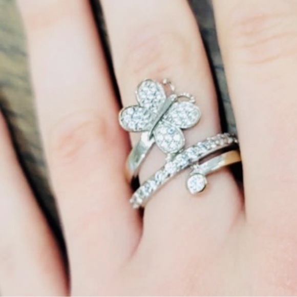 Diamond ring - Picture 1 of 4